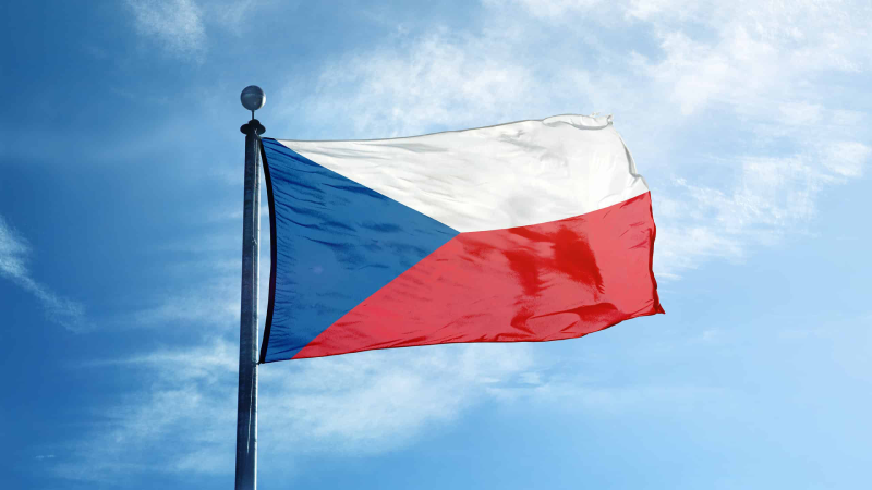 Czech Republic’s credit rating in danger as Fitch maintains negative long-term outlook